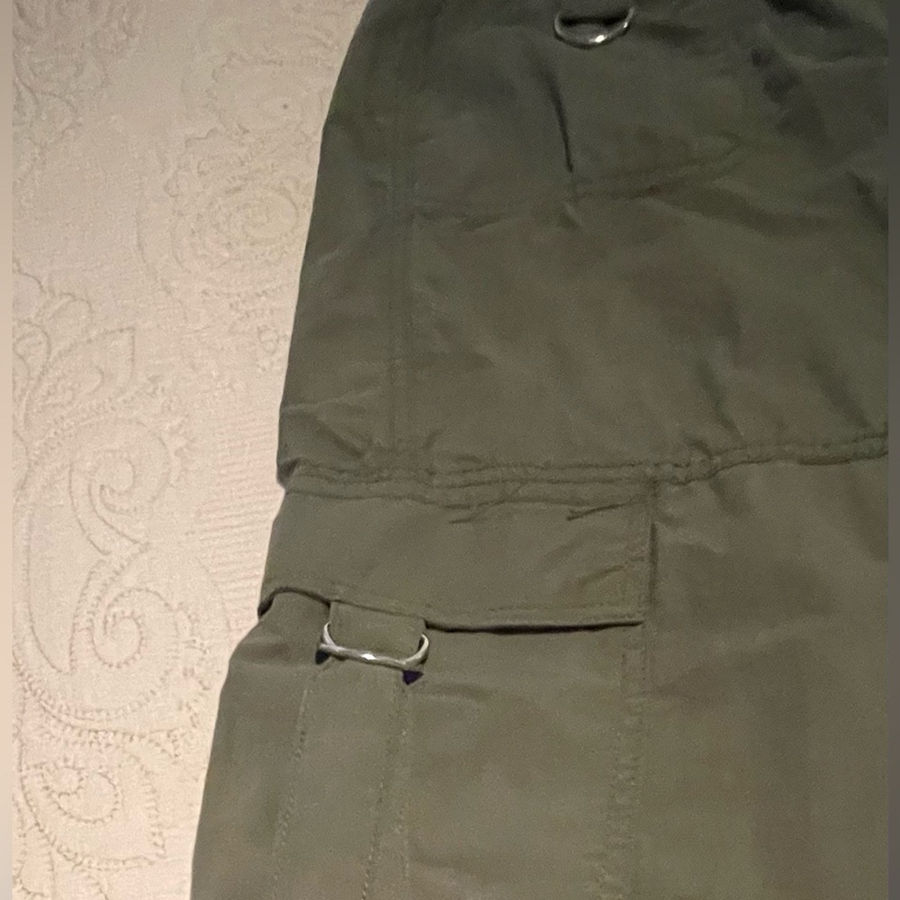 Wild Fable Army Green Cargos - Picture 4 of 10